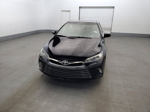 Used 2016 Toyota Camry SE w/ Moonroof Package FWD image 15