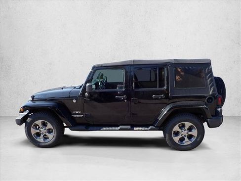 Used 2016 Jeep Wrangler Unlimited Sahara AWD/4WD image 12
