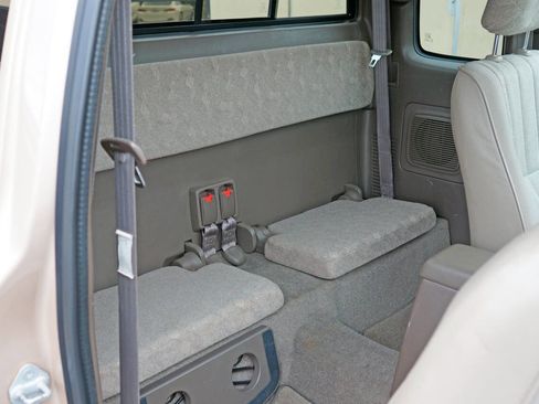 Used 2000 Toyota Tacoma 2WD Xtracab V6 image 24