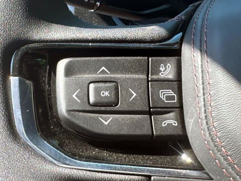 New 2025 Jeep Wagoneer S Limited image 17