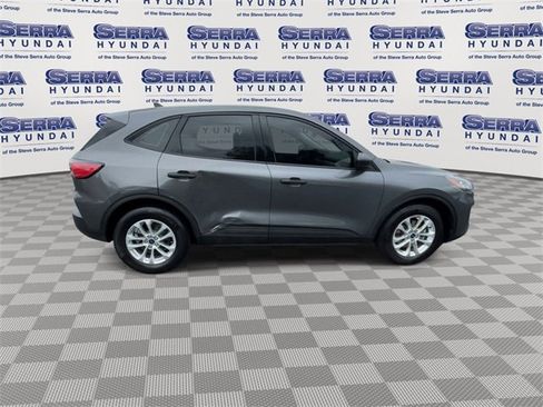 Used 2022 Ford Escape S image 9