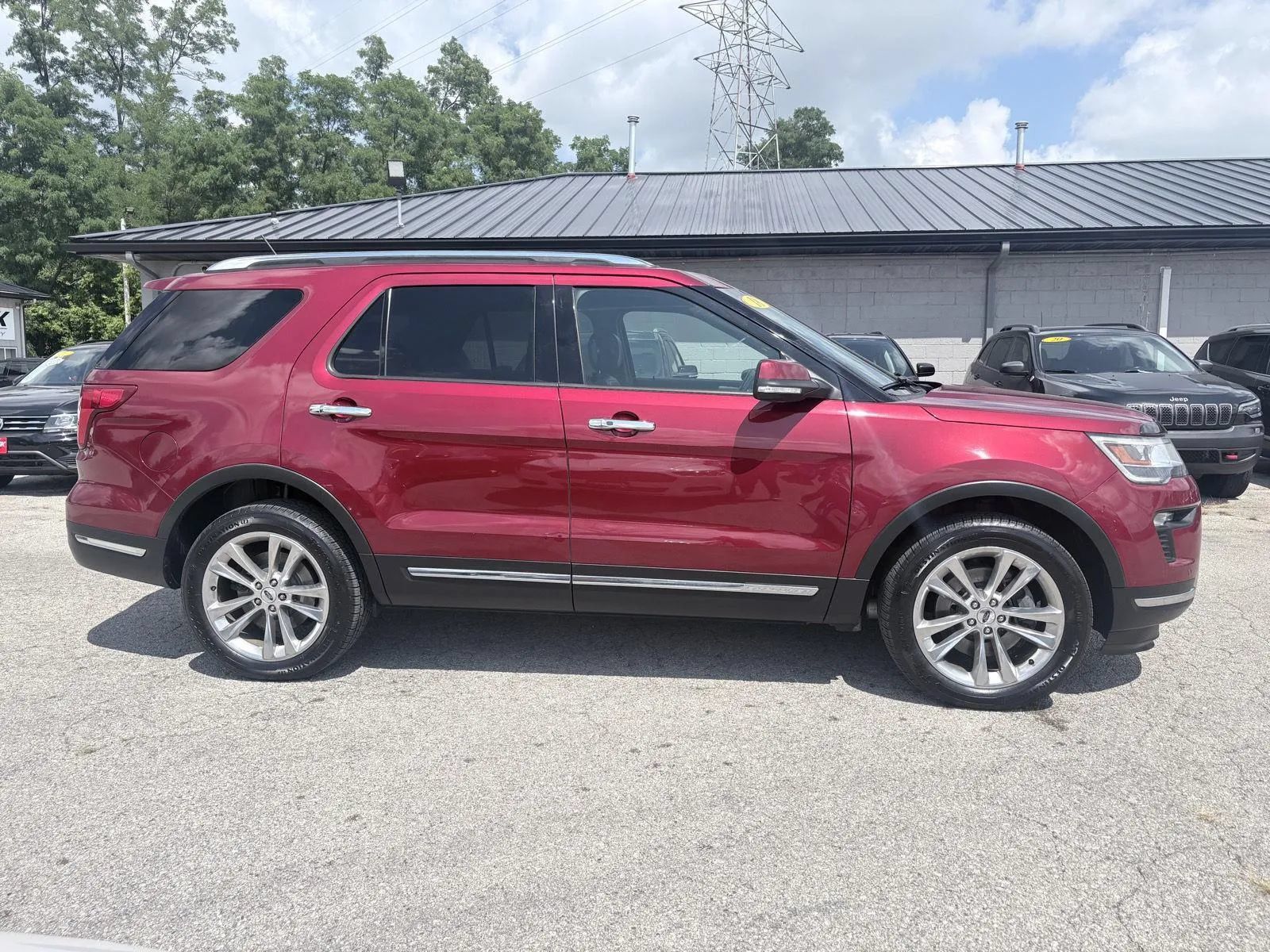 Used 2018 Ford Explorer Limited AWD/4WD image 7