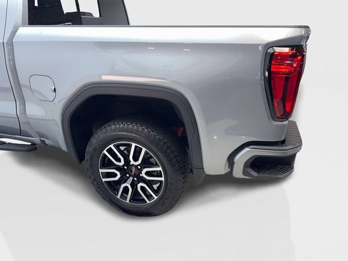 Used 2025 GMC Sierra 1500 AT4 w/ AT4 Premium Package AWD/4WD image 16