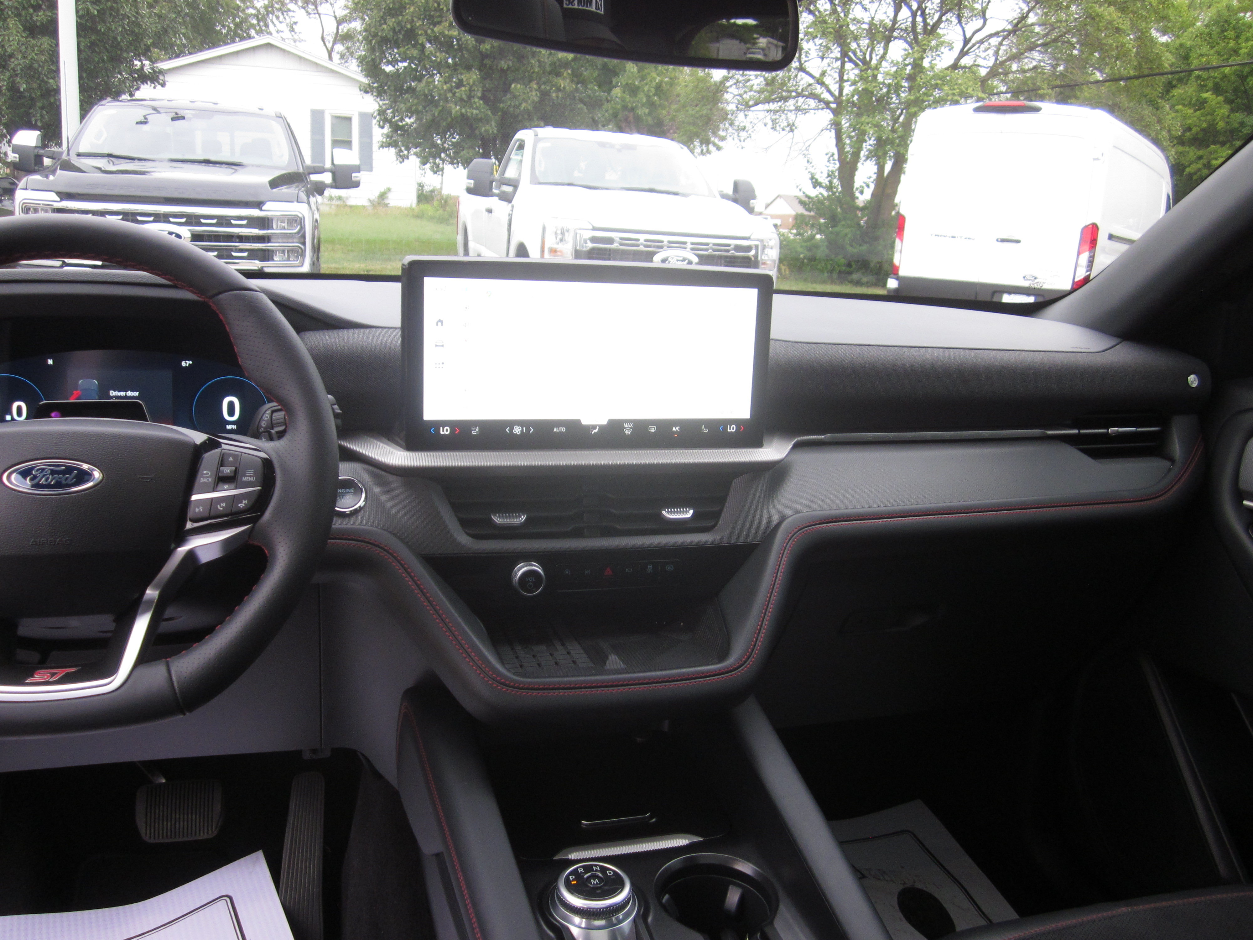 Used 2025 Ford Explorer ST AWD/4WD image 17