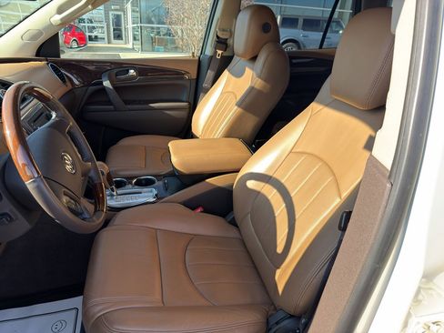 Used 2014 Buick Enclave Premium image 13