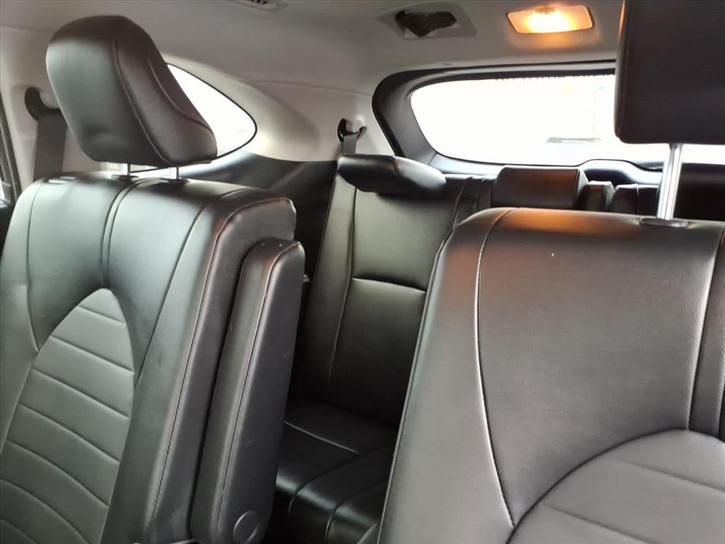 Used 2022 Toyota Highlander XLE AWD/4WD image 14