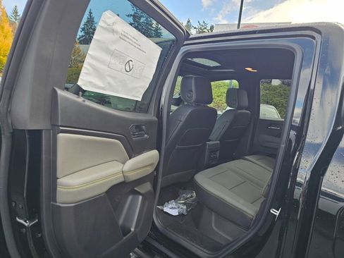 New 2025 Chevrolet Colorado ZR2 w/ ZR2 Bison Edition image 25