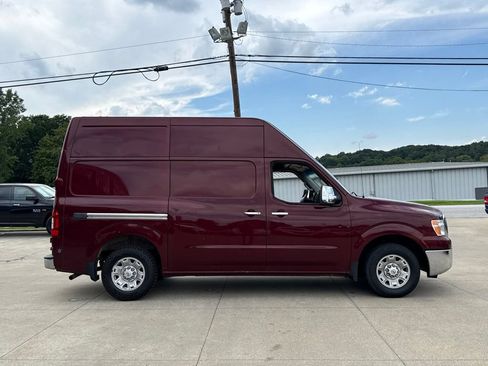 Used 2012 Nissan NV 2500 SV w/ Side Curtain Airbag Pkg RWD image 16
