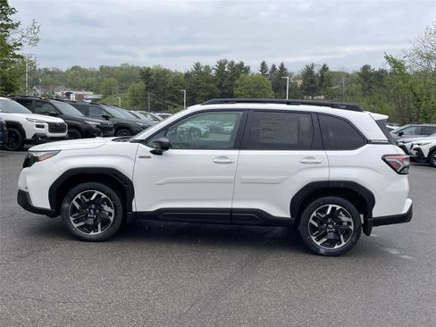 New 2026 Subaru Forester Touring AWD/4WD image 2