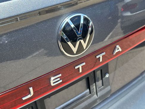 Used 2025 Volkswagen Jetta Sport FWD image 13
