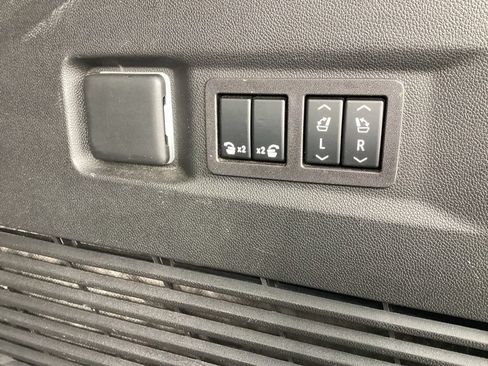 Used 2023 Chevrolet Tahoe RST w/ Luxury Package AWD/4WD image 14