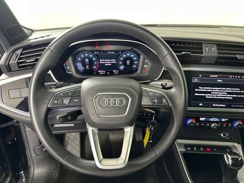 Used 2022 Audi Q3 2.0T Premium w/ Convenience Package image 14