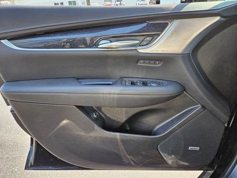 Certified 2022 Cadillac XT5 Premium Luxury w/ Technology Package AWD/4WD image 30