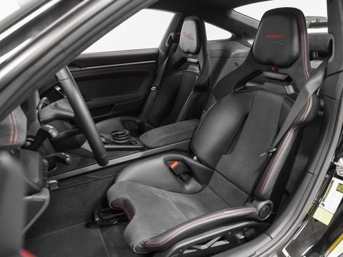 Certified 2026 Porsche 911 GT3 RWD image 72