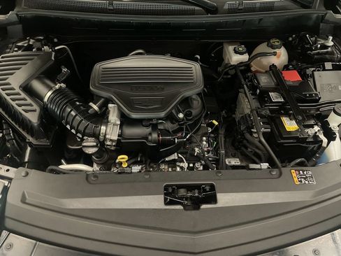 Used 2024 Cadillac XT6 Premium Luxury w/ LPO, Floor Liner Package FWD image 25