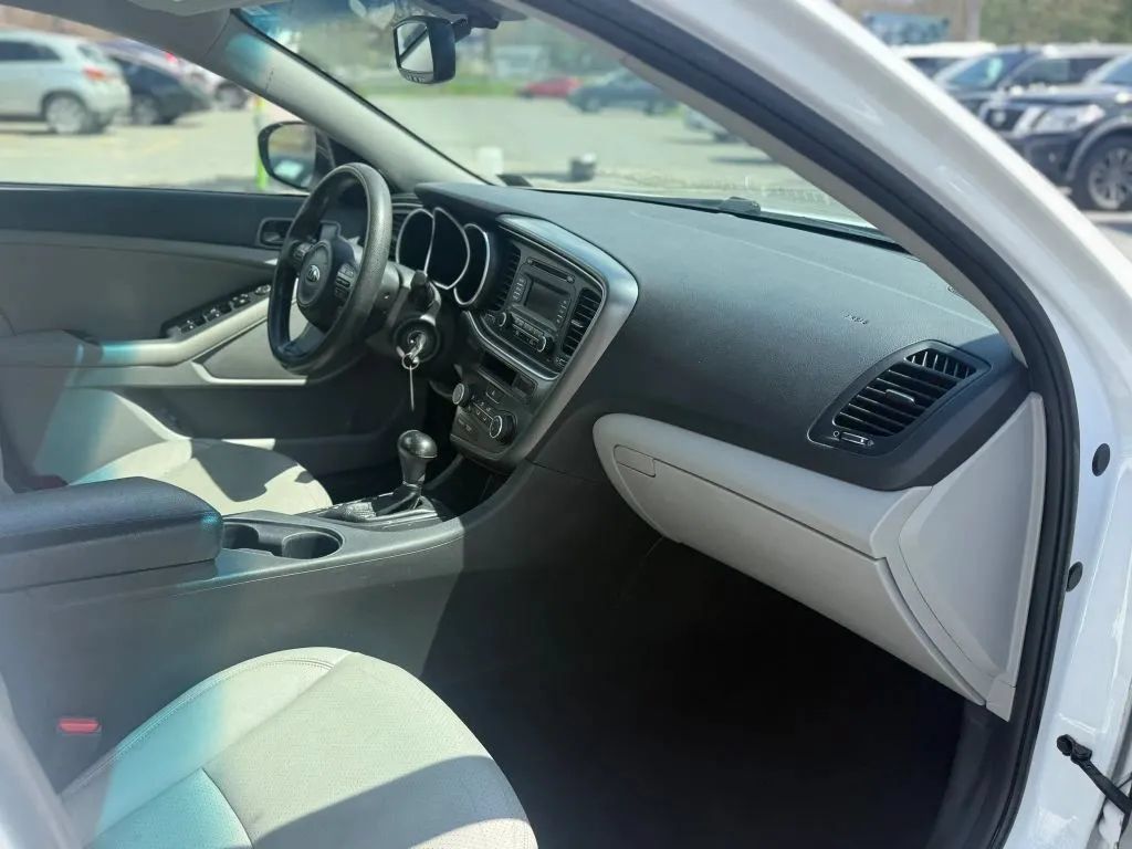 Used 2015 Kia Optima LX w/ LX Convenience Package FWD image 20