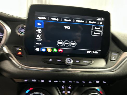 Used 2023 Chevrolet Blazer LT w/ Convenience Package FWD image 17