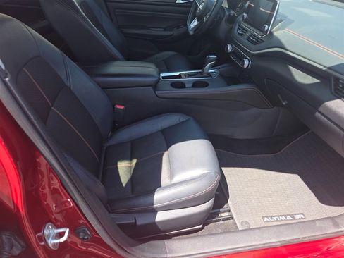Used 2020 Nissan Altima 2.5 SR FWD image 7