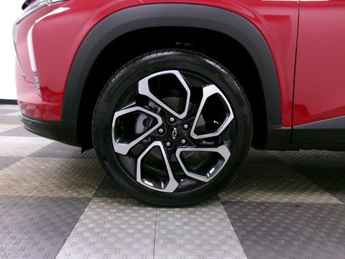 Used 2026 Chevrolet Trax RS w/ Driver Confidence Package FWD image 16