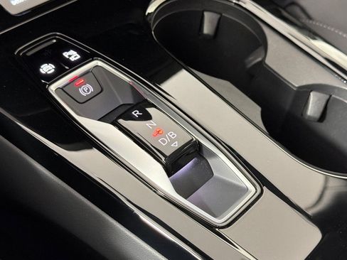 Certified 2025 Audi A6 e-tron Premium Plus w/ Premium Plus image 20