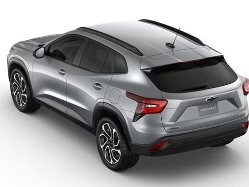 New 2026 Chevrolet Trax RS FWD image 4