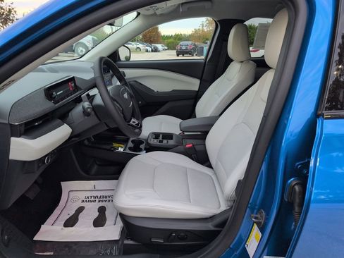 New 2025 Ford Mustang Mach-E Premium image 5