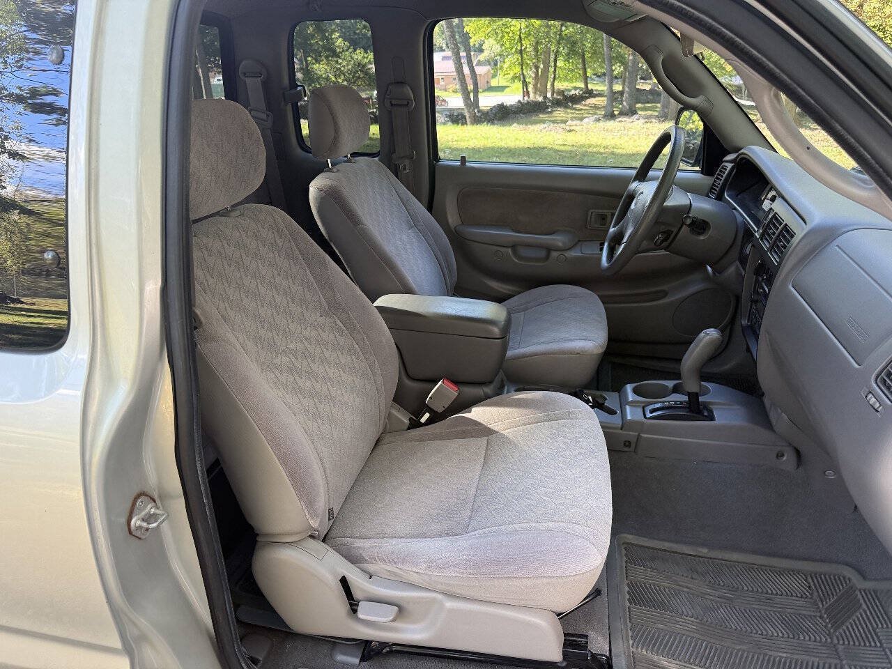 Used 2003 Toyota Tacoma PreRunner w/ SR5 Pkg RWD image 68