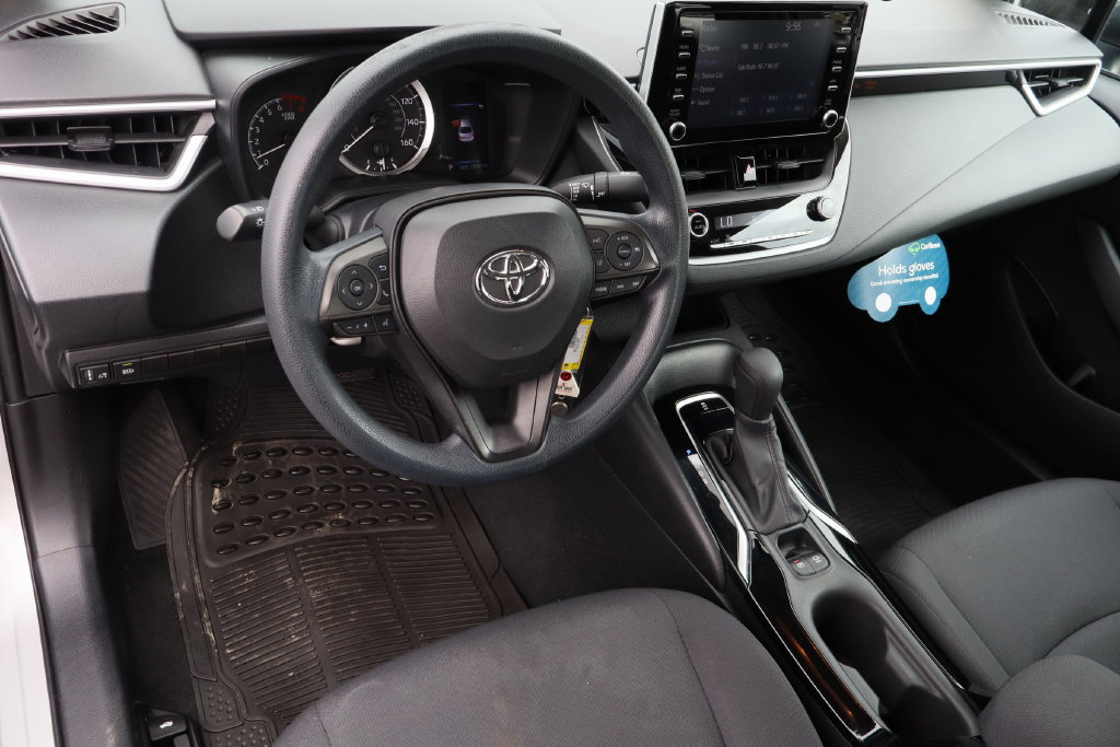 Used 2020 Toyota Corolla LE FWD image 11