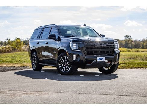 Used 2022 GMC Yukon AT4 w/ Technology Package image 46