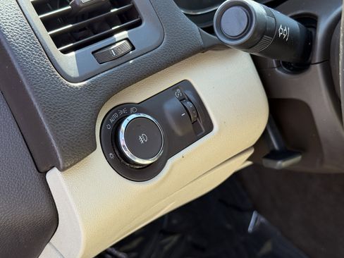 Used 2016 Buick Regal FWD image 24
