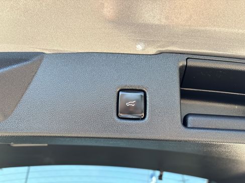 Certified 2024 Ford Escape Active FWD image 19