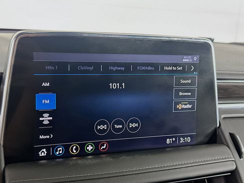 Used 2021 Chevrolet Tahoe Z71 w/ Z71 Signature Package image 21