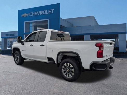 New 2026 Chevrolet Silverado 2500 Custom w/ Custom Value Package AWD/4WD image 6