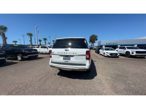 Used 2022 Ford Expedition XLT RWD image 7