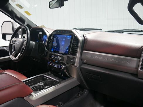 Certified 2022 Ford F250 Platinum image 14