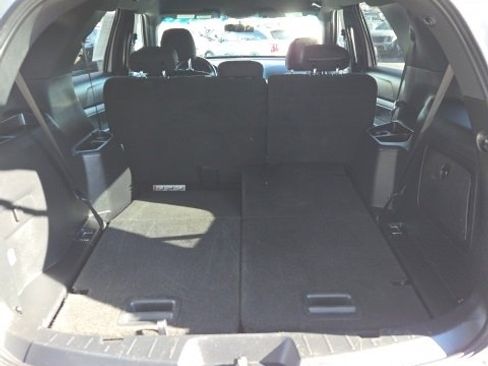 Used 2017 Ford Explorer XLT image 27