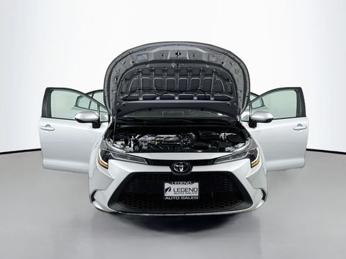 Used 2020 Toyota Corolla LE FWD image 13