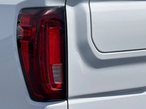 Used 2024 GMC Sierra 1500 AT4 w/ AT4 Premium Package AWD/4WD image 47