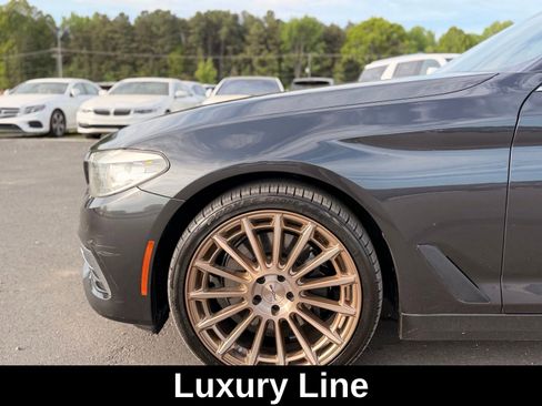 Used 2018 BMW 540i image 16