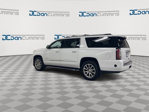 Used 2020 GMC Yukon XL Denali image 6