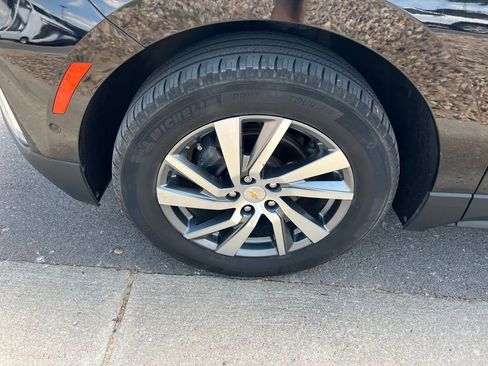 Used 2022 Chevrolet Equinox Premier image 13