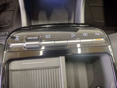 New 2026 Hyundai Tucson Limited image 36