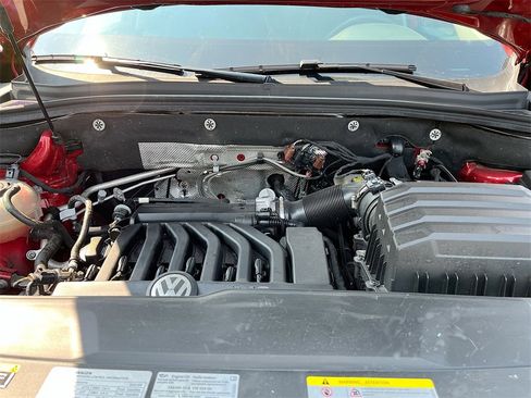 Used 2023 Volkswagen Atlas SEL R-Line image 31