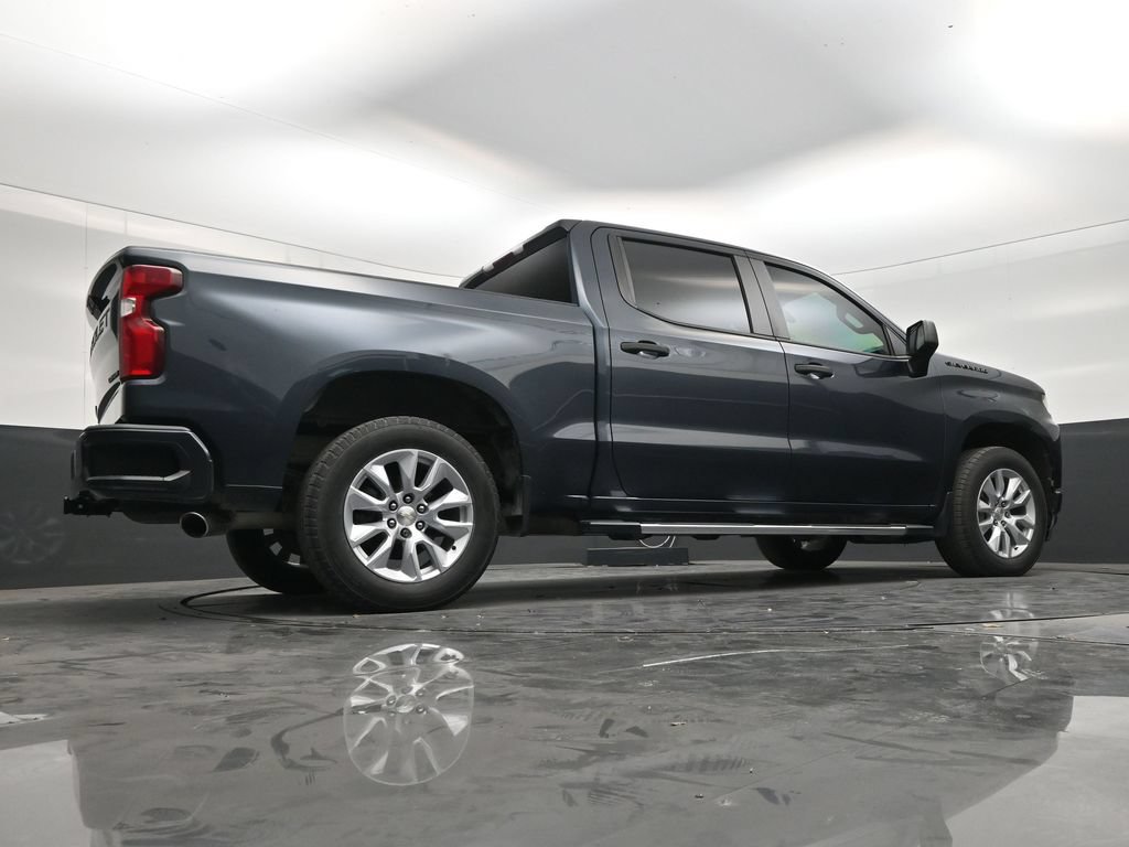 Used 2020 Chevrolet Silverado 1500 Custom w/ Custom Value Package RWD image 24