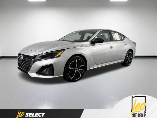 Used 2025 Nissan Altima 2.5 SR w/ SR Premium Package FWD image 24