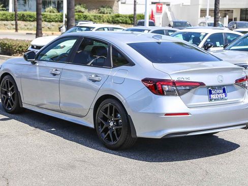 Certified 2025 Honda Civic Sport image 7