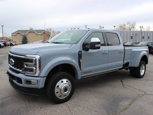 Used 2026 Ford F450 Platinum w/ Platinum Plus Package image 1