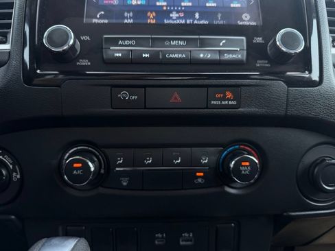 Used 2023 Nissan Frontier SV AWD/4WD image 19