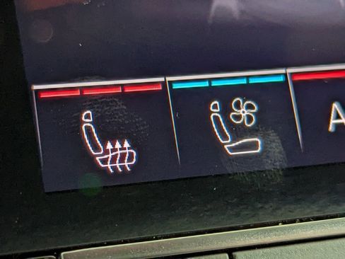 Used 2021 Audi A6 Premium Plus image 19