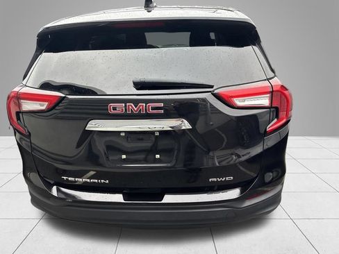 Used 2024 GMC Terrain SLE AWD/4WD image 5